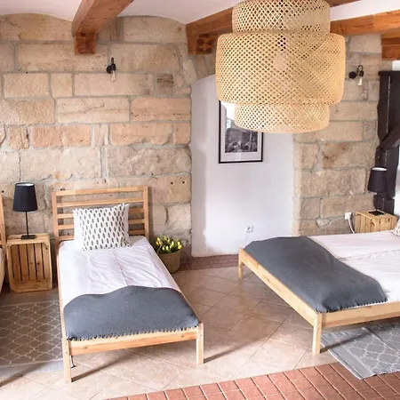 مزرعة للإقامة Siedem Lanow *