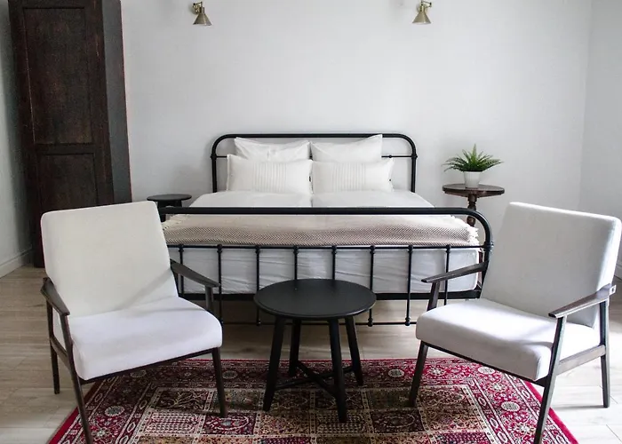 Siedem Lanow Lantgård